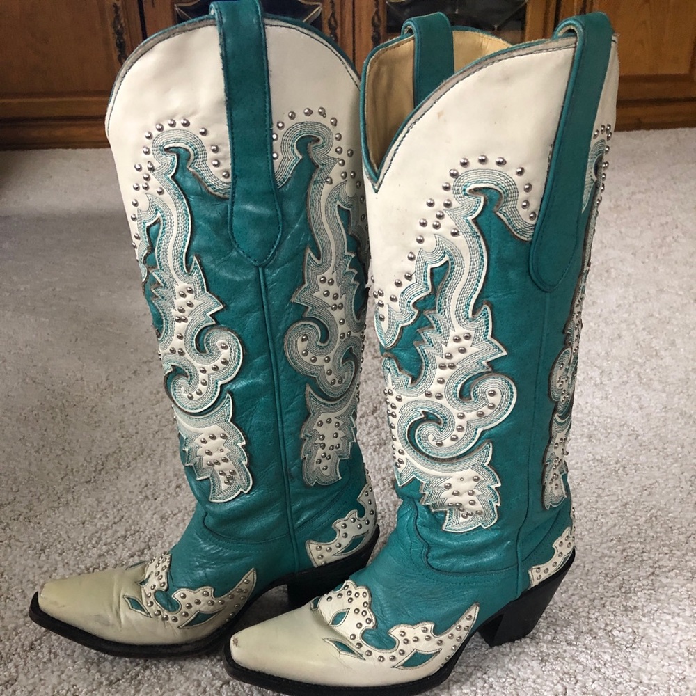 Corral boots, women’s size 6.